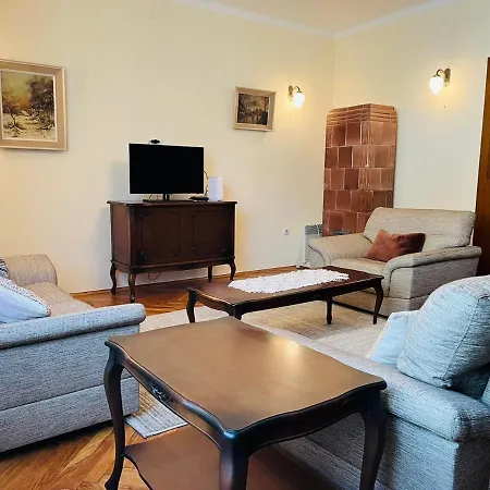 Royal * ベオグラード